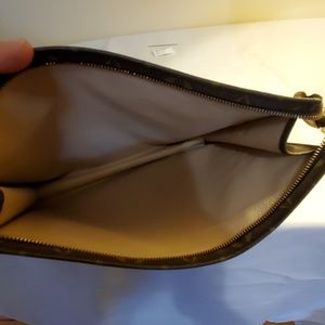 Louis Vuitton Bags - Louis Vuitton clutch Louis Vuitton Bags - Louis Vuitton clutch